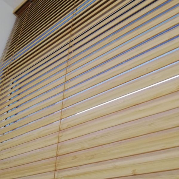 Żaluzje do domków letniskowych - montaż z firmą Techspace Poznań